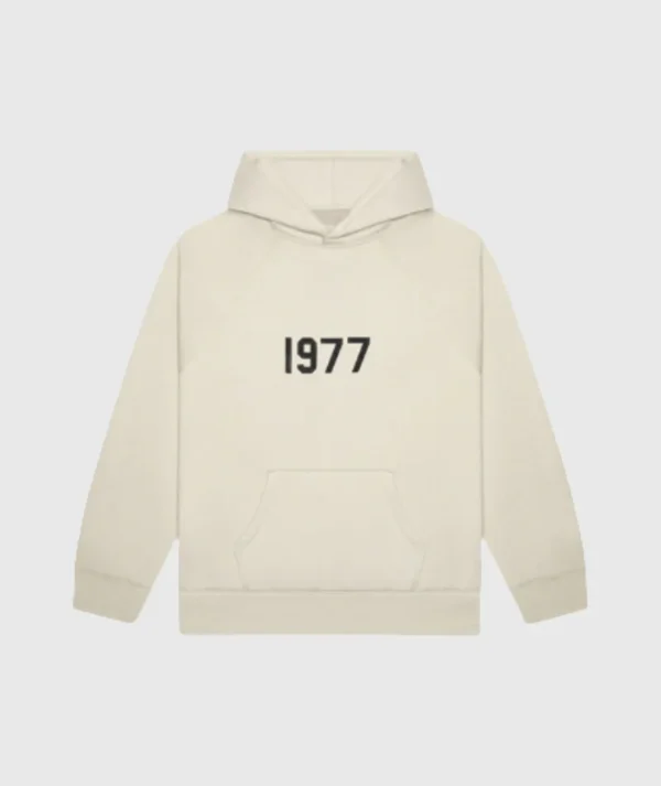 Der charakteristische 1977 Essentials Knit Hoodie